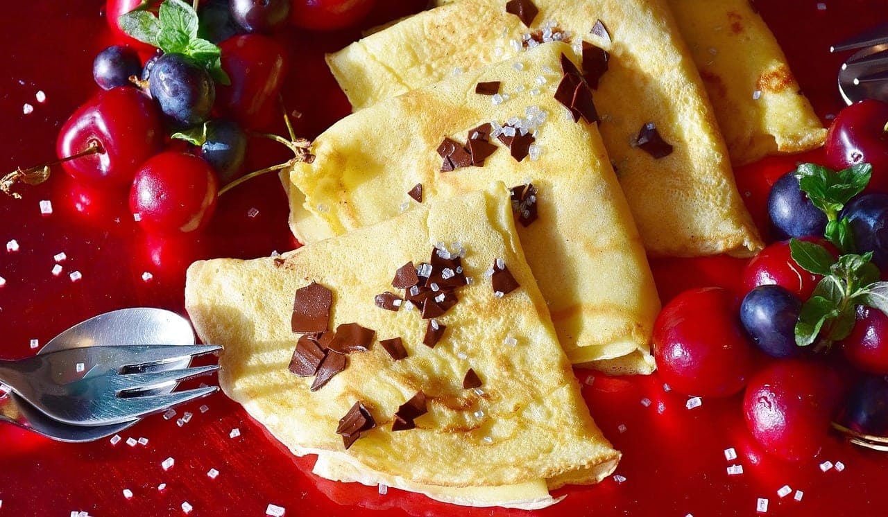Crêpes gourmandes au chocolat et fruits rouges
