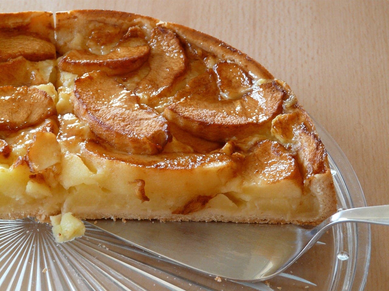 Gâteau aux pommes moelleux et économique