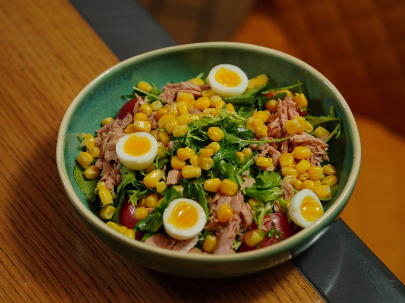 Salade thon maïs œuf tomate