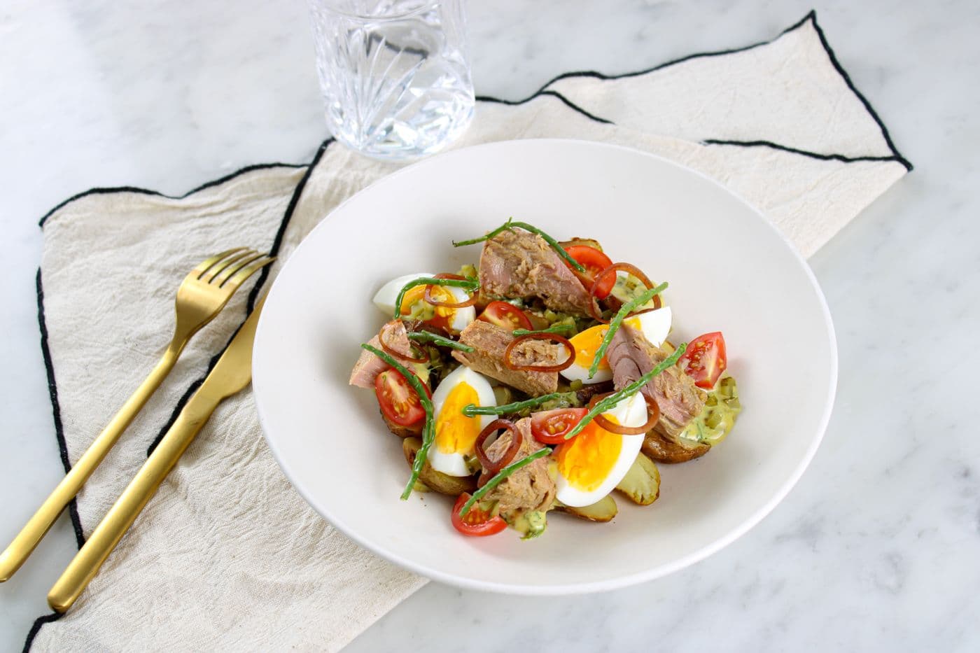 Salade thon oeuf tomate et haricots verts