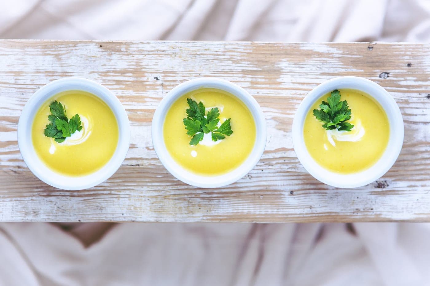 Soupe économique de poireaux et pommes de terre